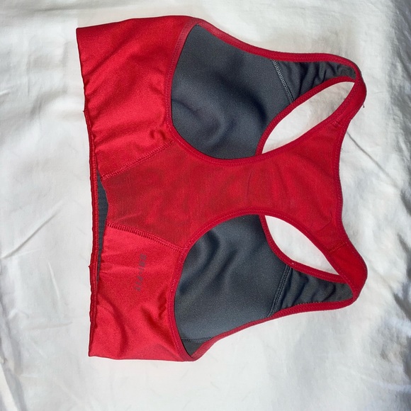 nike women’s sports bra - Picture 2 of 3